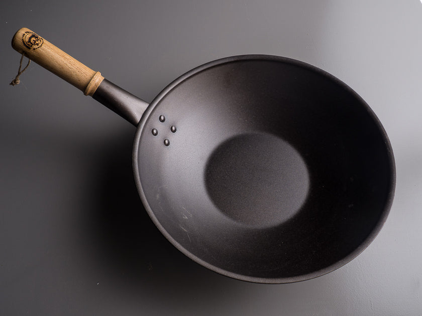 Smithey Carbon Steel 13 Inch Wok