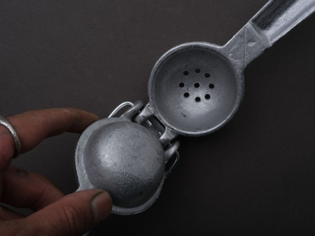 Best Manufacturers - Citrus Juicer - Cast Aluminum