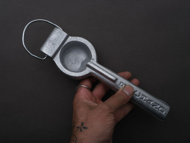 Best Manufacturers - Citrus Juicer - Cast Aluminum