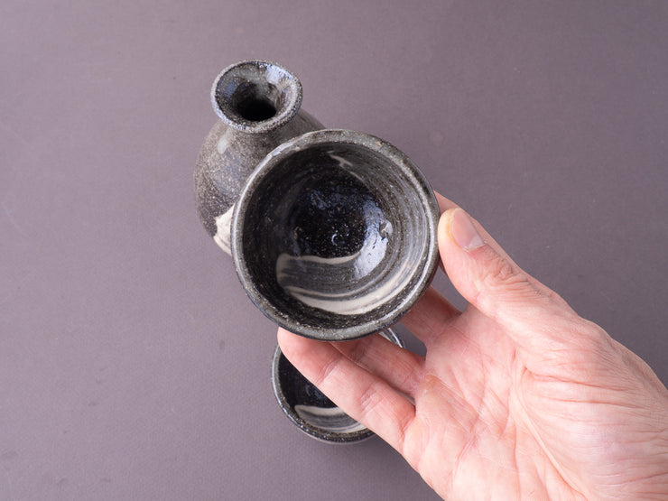 Komon - Seji Okuda - Sake Set w/ Kiri Gift Box - Hakame Finish