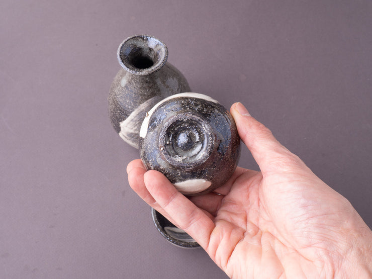 Komon - Seji Okuda - Sake Set w/ Kiri Gift Box - Hakame Finish