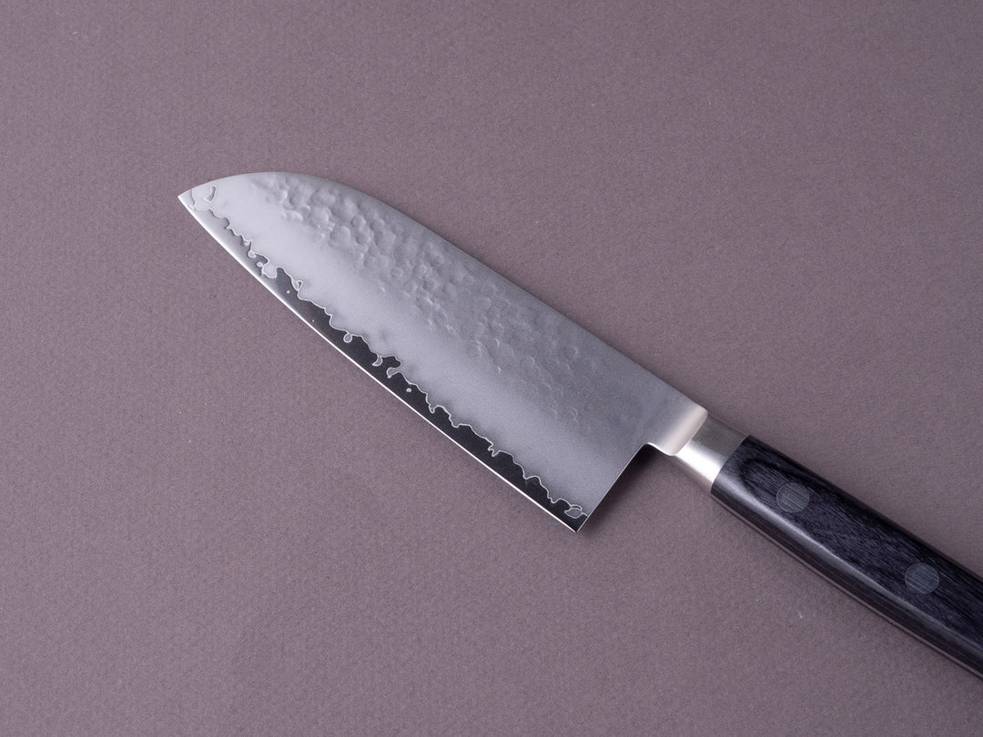 Sakai Kikumori - VG5 - 120mm - Santoku - Western Black Pakka