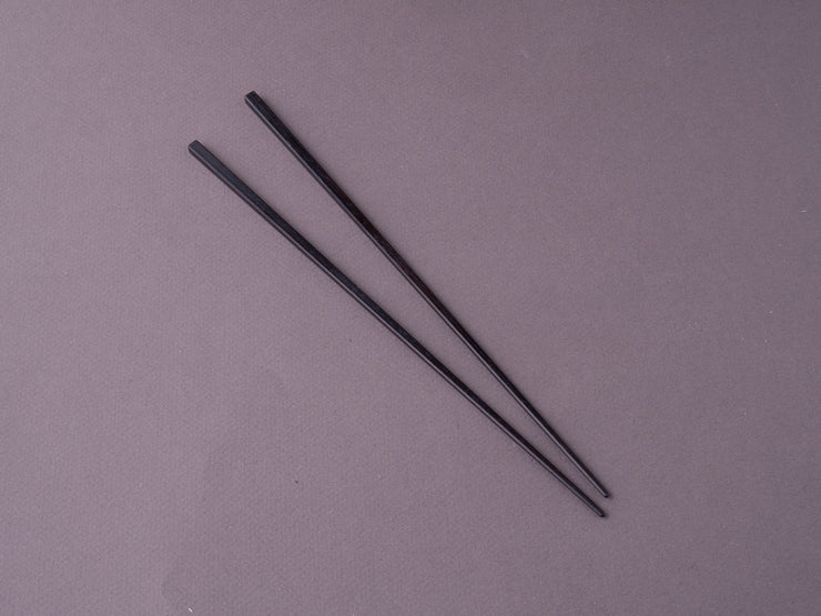 Komon - Tomoaki Nakano - Kokutan-bashi (Ebony Thin Chopsticks) - Black Urushi Lacquer