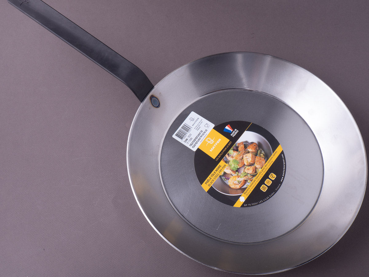 Matfer Bourgeat - Cookware - Black Steel Frying Pan - 14 – Strata