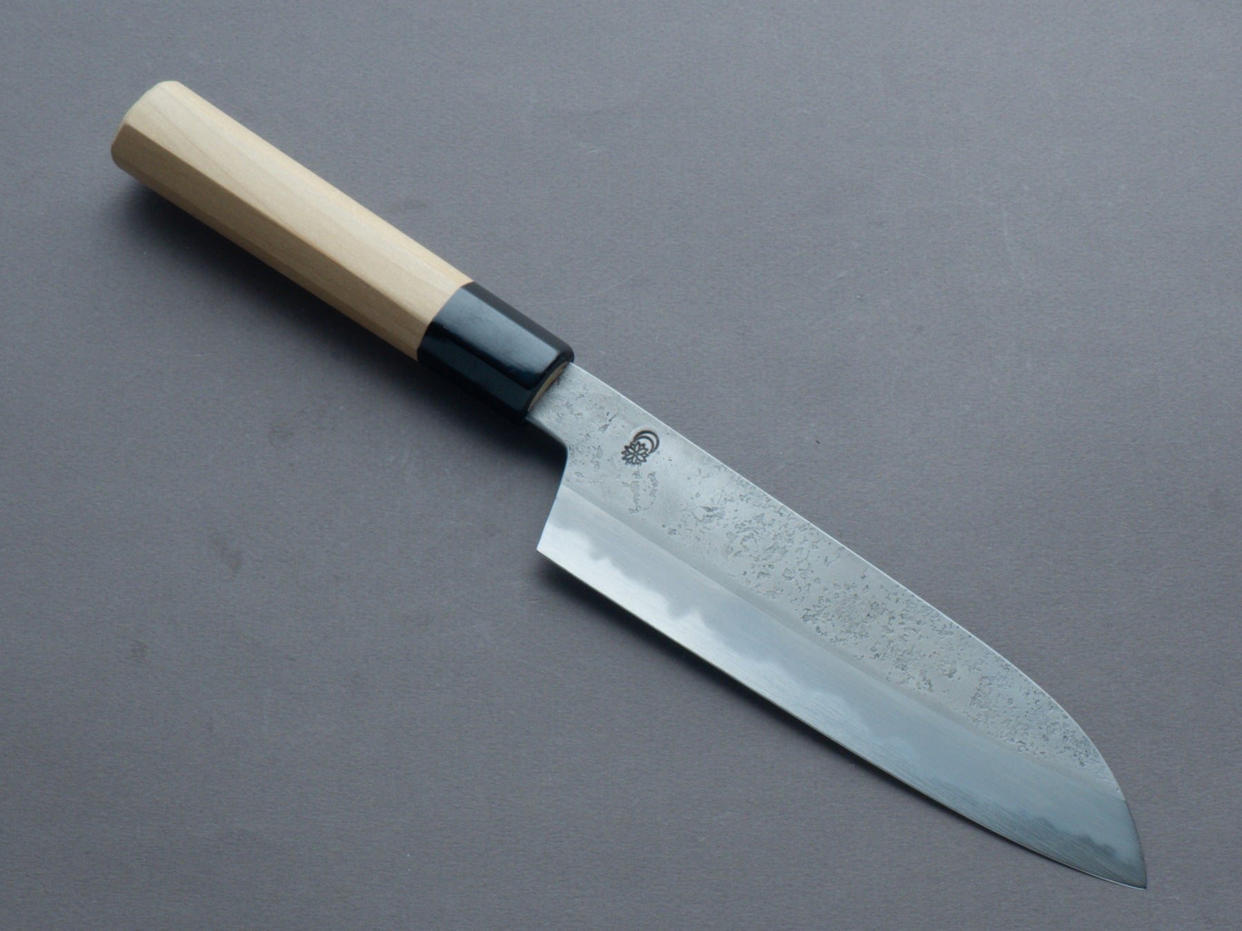 きりきり Sakai Kikumori - Kikuzuki Rin - White #2 - Nashiji - Santoku