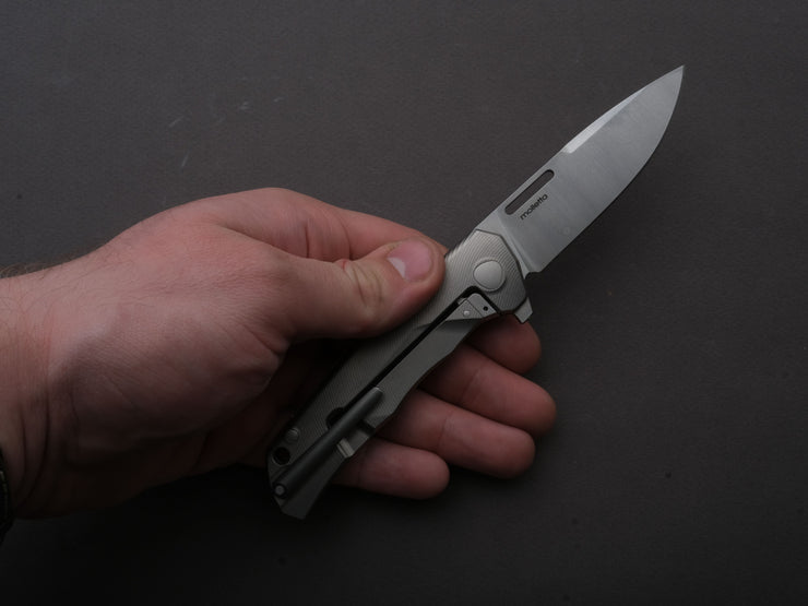 LionSTEEL - Folding Knife - Q4TTRO - Frame Lock - Magnacut - 84mm - Carbon Fiber