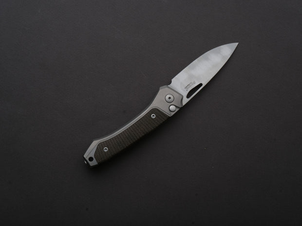 lionSTEEL - Folding Knife - Button Lock - Twain - MagnaCut - 80mm - Titanium Handle w/ Green Canvas Inlay