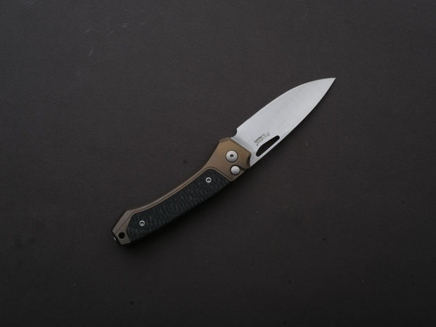 lionSTEEL - Folding Knife - Button Lock - Twain - MagnaCut - 80mm - Bronze Titanium Handle w/ Carbon Fiber Inlay