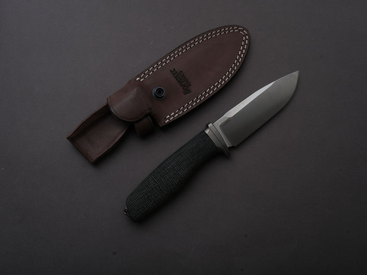 LionSTEEL - FIXED - Acha - M390 - Satin - 107mm - Black Burlap - Leather Sheath