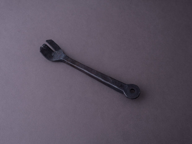 Kanatoko - Wrought Iron Frying Pan - Removable Handle - Shikaku (straight handle) - Deep - 190mm Bottom Diameter