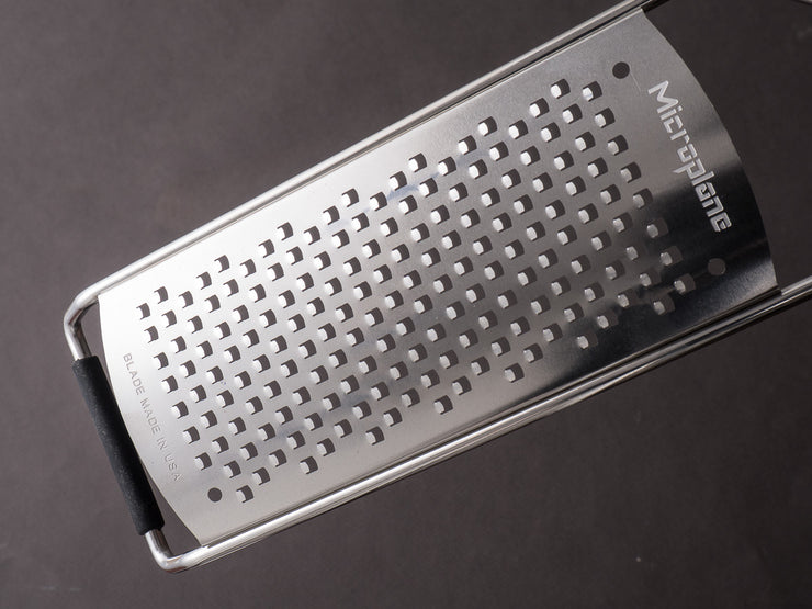Microplane - Professional - Coarse - Hand Zester/Grater