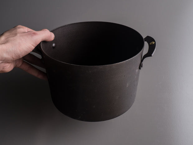 Matfer Bourgeat - Cookware - Black Steel Frying Pan - 14 – Strata