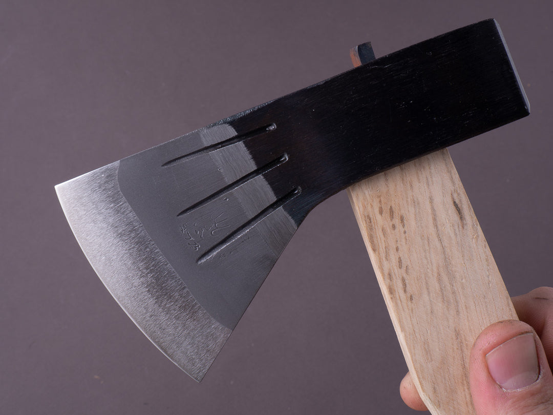 Mizuno - Zenko Satsuma Axe - 450g - Straight Oak Handle – Strata