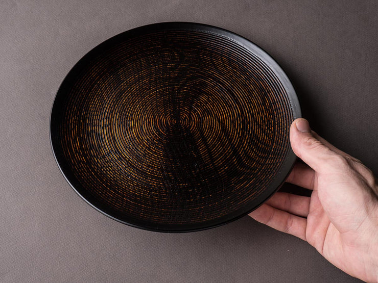 Komon - Tomoaki Nakano - Urushi Lacquerware - 9.5 Inch Line Pattern Plate